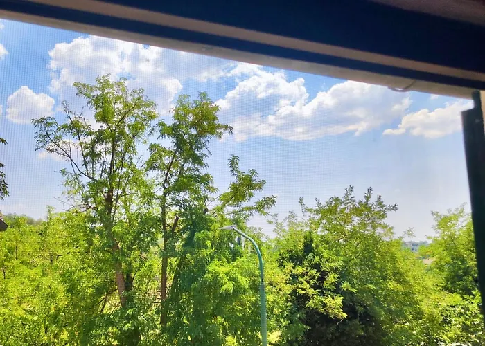 Апартаменти Casina Del Giuggiolo *